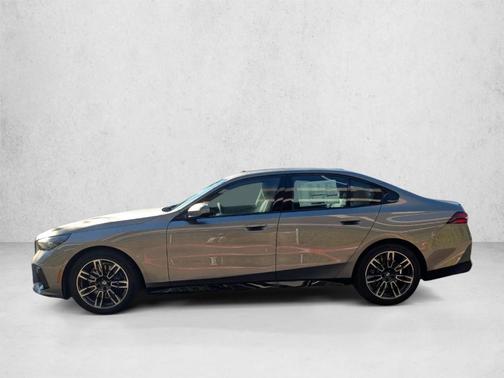 Gray Metallic 2026 BMW 530 i xDrive