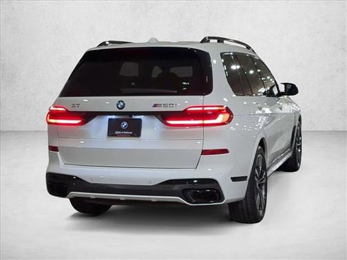 2026 BMW X7 M60i