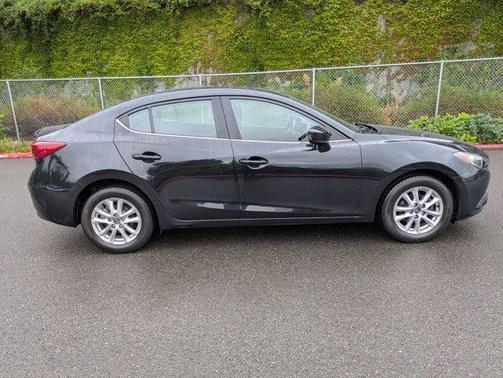 2016 Mazda Mazda3 i Touring
