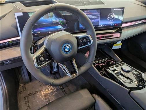 2026 BMW i5 xDrive40