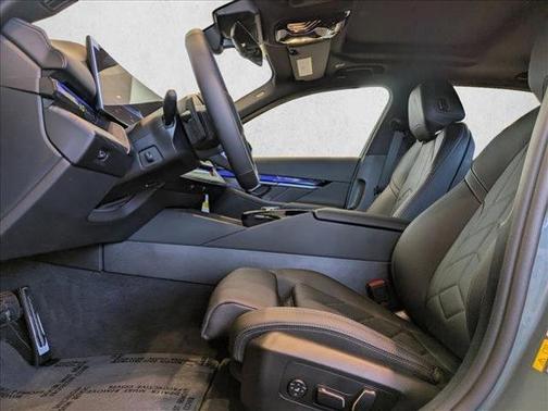2026 BMW i5 xDrive40