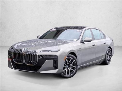 2024 BMW 750e xDrive
