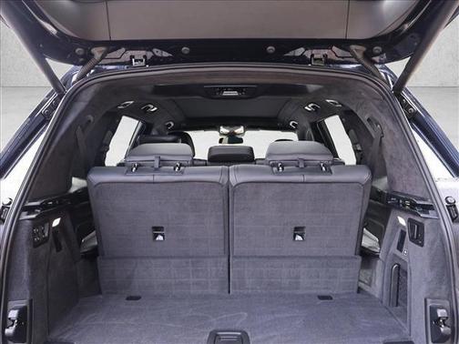 Carbon Black Metallic 2024 BMW X7 xDrive40i