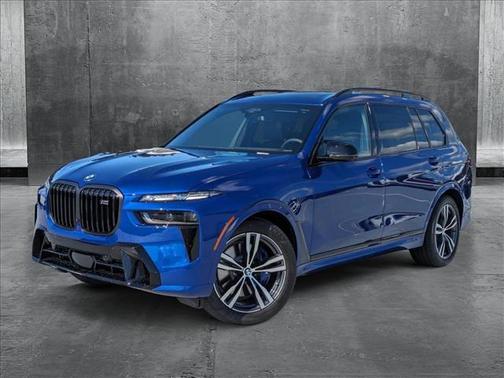 2024 BMW X7 M60i