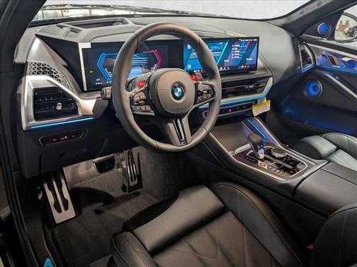 Black Sapphire Metallic 2026 BMW XM LABEL