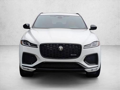 2024 Jaguar F-PACE P400 R-Dynamic S