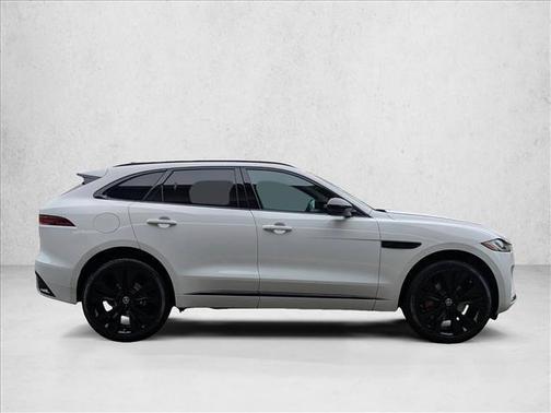 2024 Jaguar F-PACE P400 R-Dynamic S