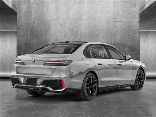 2025 BMW 750e xDrive