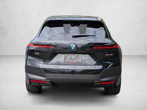 2025 BMW iX xDrive50