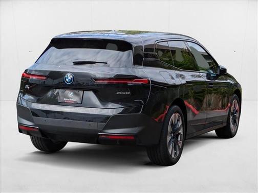 2025 BMW iX xDrive50