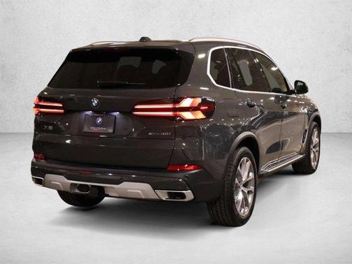 Gray Metallic 2026 BMW X5 xDrive40i