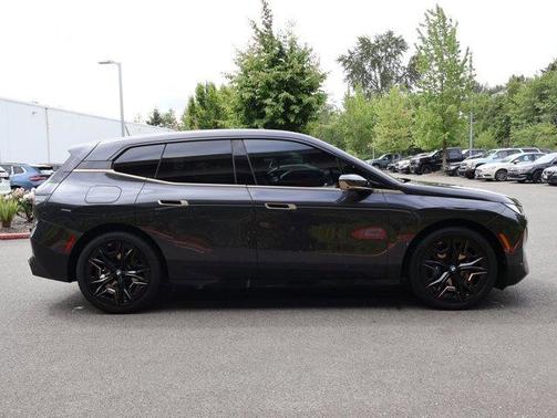 Dark Graphite Metallic 2023 BMW iX M60