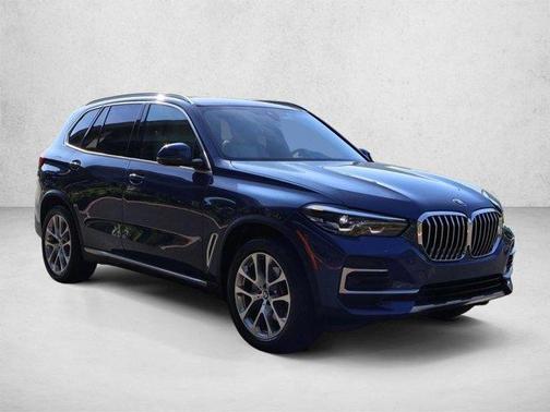 Phytonic Blue Metallic 2023 BMW X5 xDrive40i
