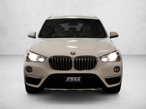 Alpine White 2018 BMW X1 xDrive28i