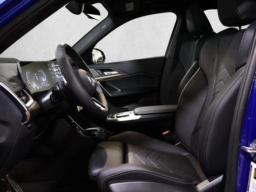 Portimao Blue Metallic 2026 BMW X1 xDrive28i