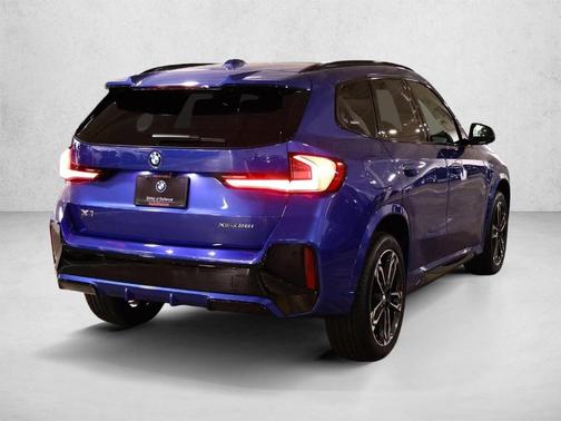 Portimao Blue Metallic 2026 BMW X1 xDrive28i