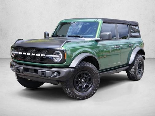 Eruption Green Metallic 2023 Ford Bronco Wildtrak