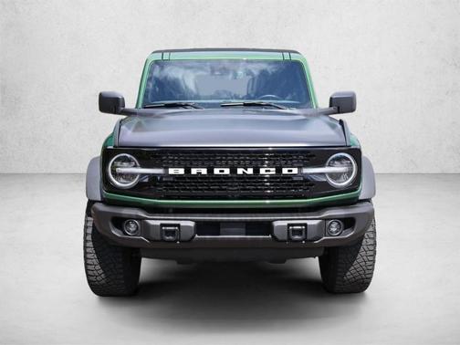 Eruption Green Metallic 2023 Ford Bronco Wildtrak