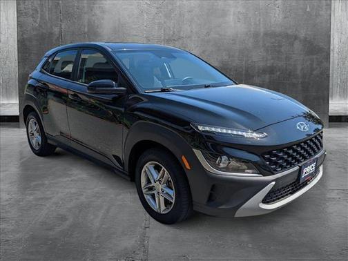 2022 Hyundai KONA SE