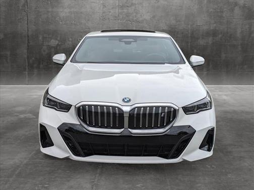 2024 BMW i5 eDrive40