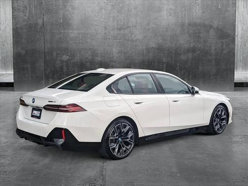 2024 BMW i5 eDrive40