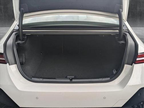 2024 BMW i5 eDrive40