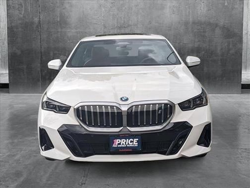 2024 BMW i5 eDrive40
