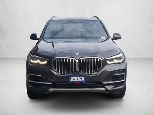 Gray 2023 BMW X5 xDrive40i