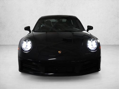 2025 Porsche 911 Carrera