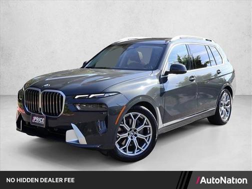 Gray Metallic 2026 BMW X7 xDrive40i