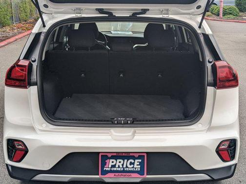 2022 Kia Niro Plug-In Hybrid LXS