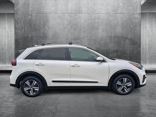 2022 Kia Niro Plug-In Hybrid LXS