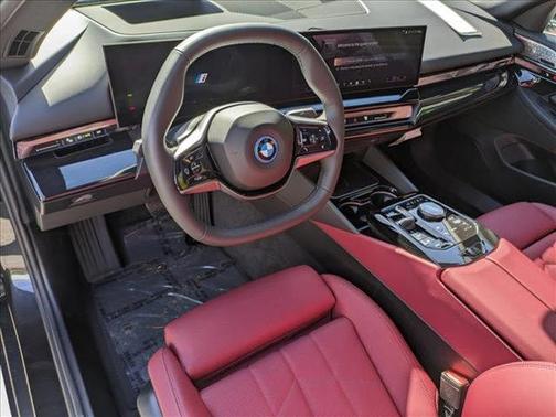 2024 BMW i5 eDrive40