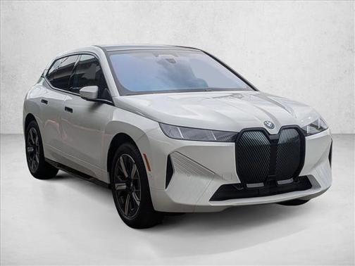 Alpine White 2026 BMW iX xDrive45