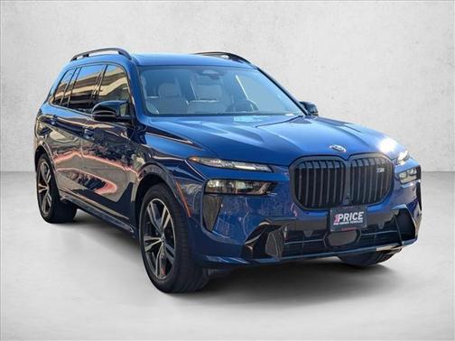 2025 BMW X7 M60i