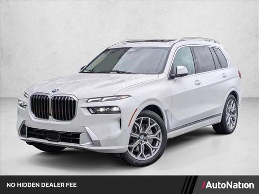 Alpine White 2026 BMW X7 xDrive40i