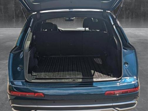 2022 Audi Q7 55 Prestige