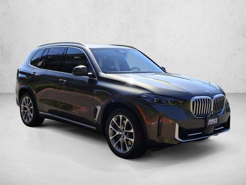 Manhattan Green Metallic 2026 BMW X5 PHEV xDrive50e