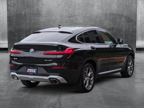 2024 BMW X4 xDrive30i