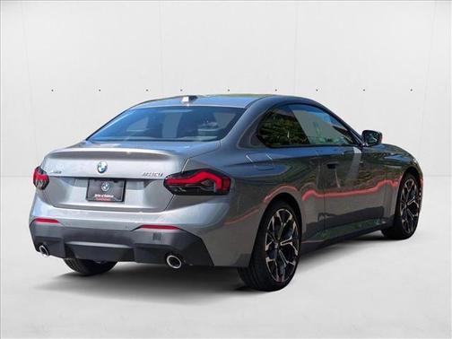 2025 BMW 230 i xDrive