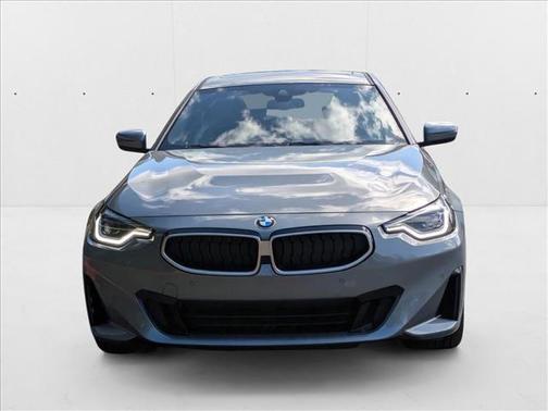 2025 BMW 230 i xDrive