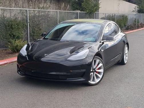 2018 Tesla Model 3 Long Range