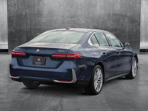 2025 BMW 540 i xDrive