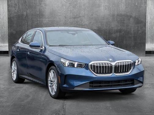 2025 BMW 540 i xDrive