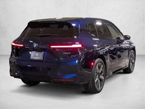 2026 BMW iX xDrive45