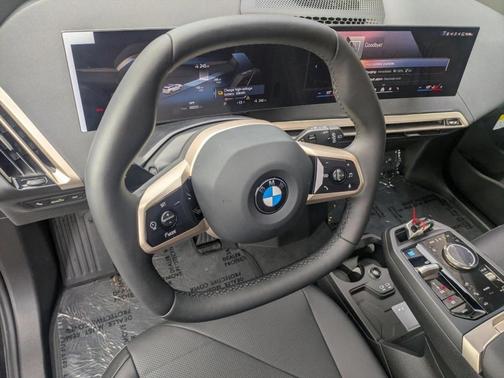 Alpine White 2026 BMW iX xDrive60