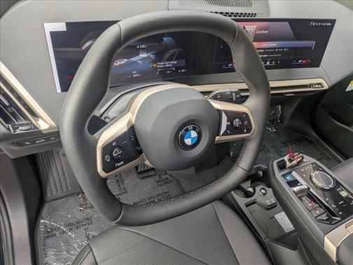 2026 BMW iX xDrive60