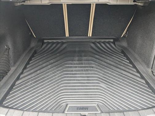 2019 BMW 330 i xDrive