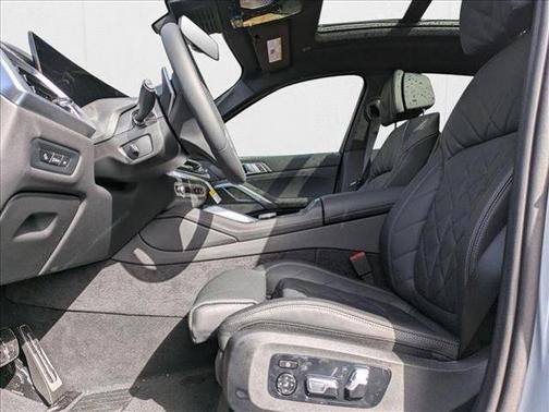 2025 BMW X6 xDrive40i
