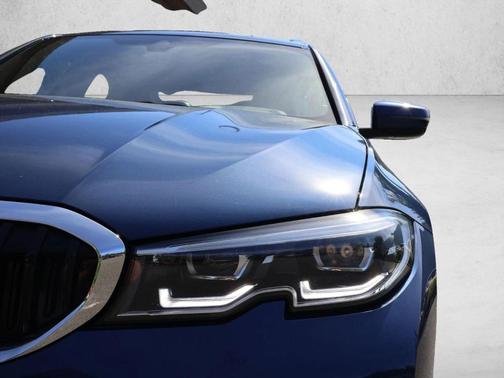 Phytonic Blue Metallic 2022 BMW 330 i xDrive